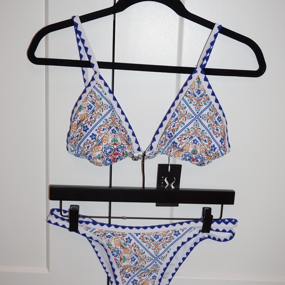 NWT! BIKINX Womens Swimsuits Micro Bikini Ditsy Floral Two Piece Sets Bath - Picture 2 of 6